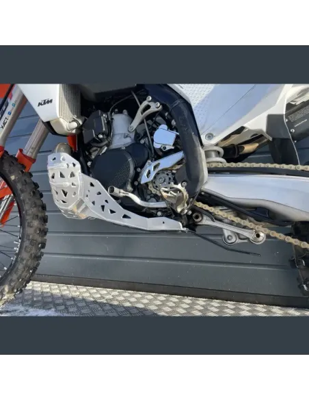 Cubrecarte P-Tech Con Protector de Escape y Bieletas Husqvarna Te 250/300 24-26/Gas Gas Ec 250/300 24-26.