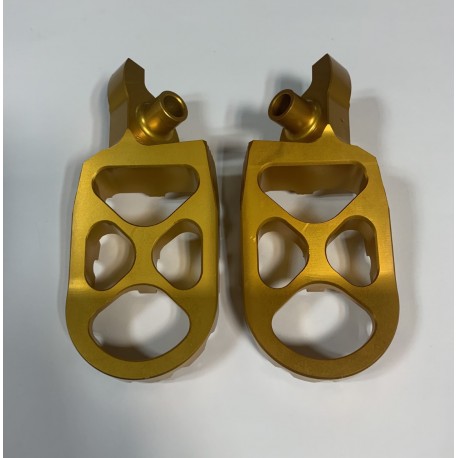 ESTRIBERAS X-POWER SOBREDIMENSIONADAS ORO SUZUKI RMZ 250/450 05-09.