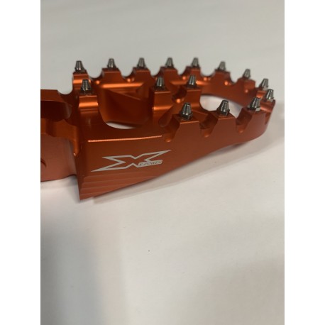 ESTRIBERAS X-POWER SOBREDIMENSIONADAS NARANJA HUSQVARNA TC/FC 16-21.