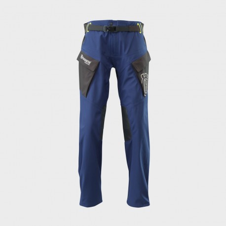 Equipación Husqvarna Chaqueta + Pantalón Gotland Negro/Azul.
